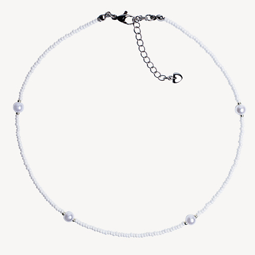 Колье HIGHER-AURA Чокер из белого бисера с акриловыми бусинами